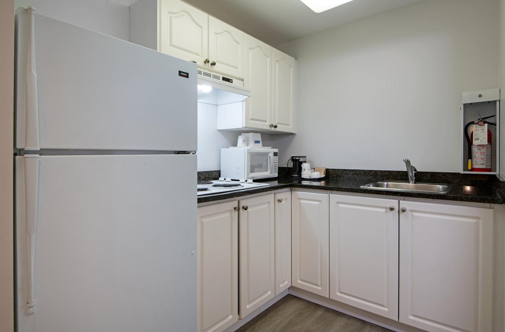 Travelodge By Wyndham Kamloops Mountview Eksteriør bilde