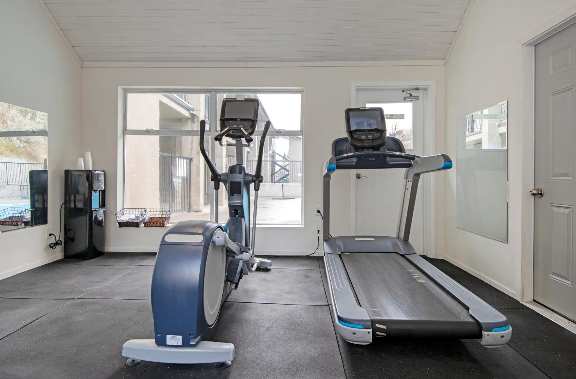 Travelodge By Wyndham Kamloops Mountview Eksteriør bilde