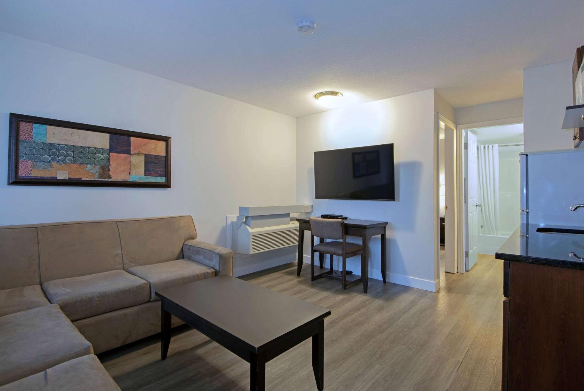 Travelodge By Wyndham Kamloops Mountview Eksteriør bilde